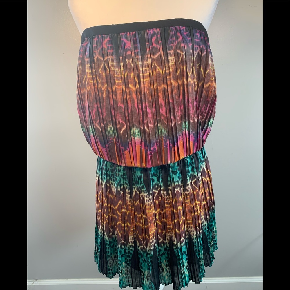 BCBG MAX AZRIA MULTI-COLORED DRESS LARGE